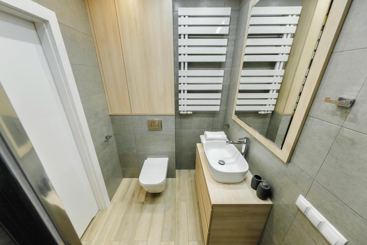 Apartament Jana Kazimierza 47 - 2 Sypialnie, 70M2, Balkon, Parking, Wi-Fi วอร์ซอ ภายนอก รูปภาพ